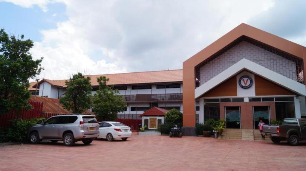 Vansana Hotel Vang Vieng Buitenkant foto