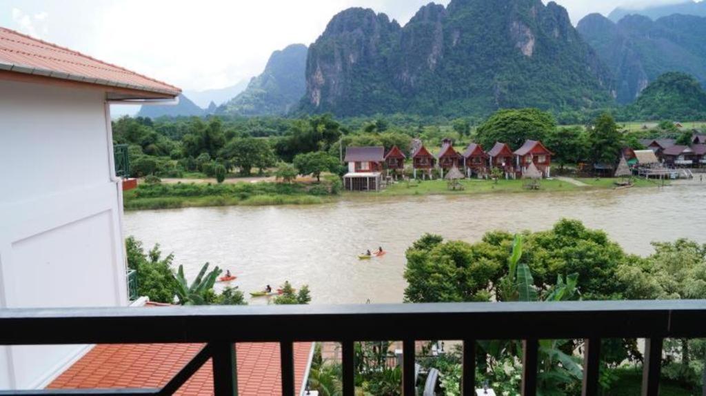 Vansana Hotel Vang Vieng Buitenkant foto